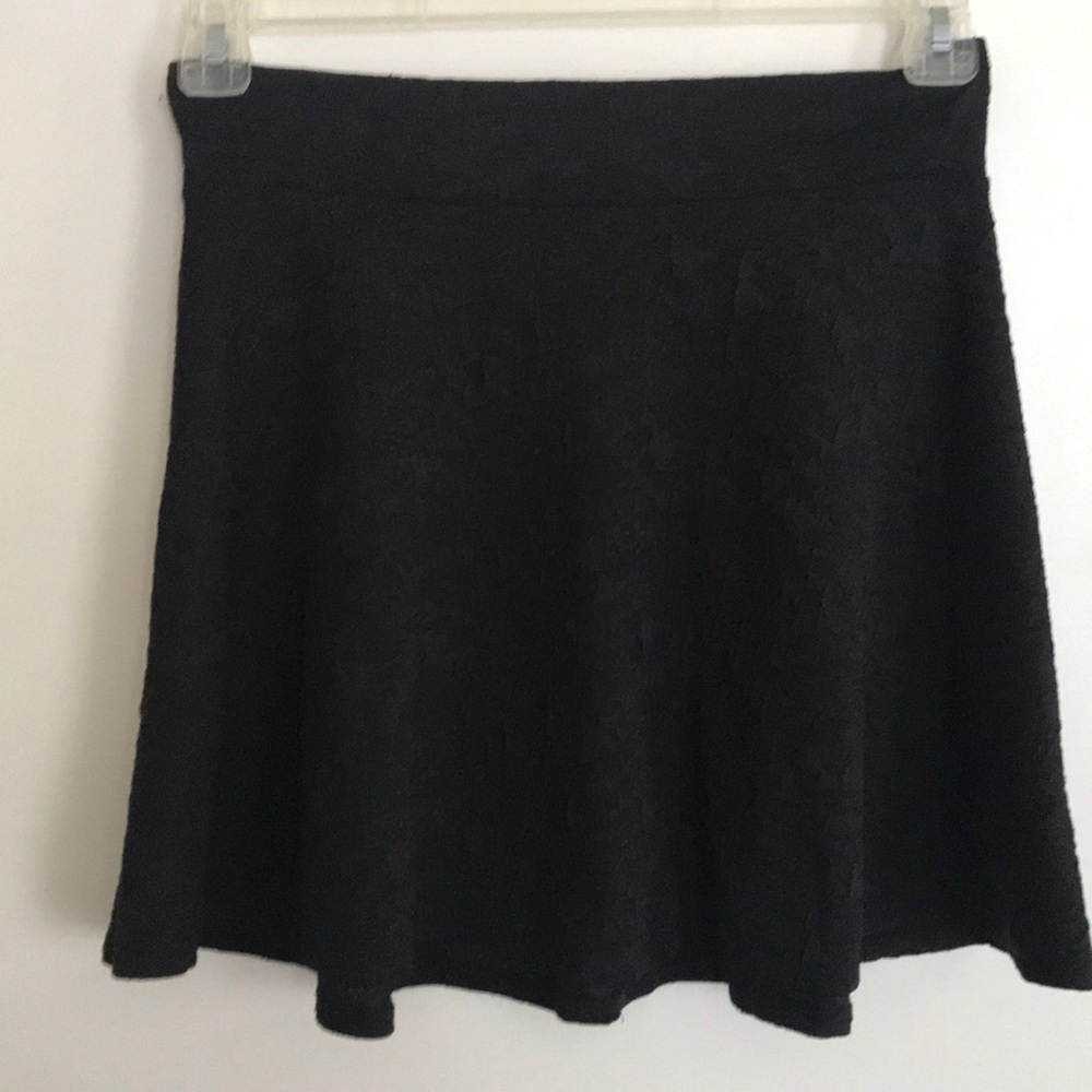 Black textured skater skirt